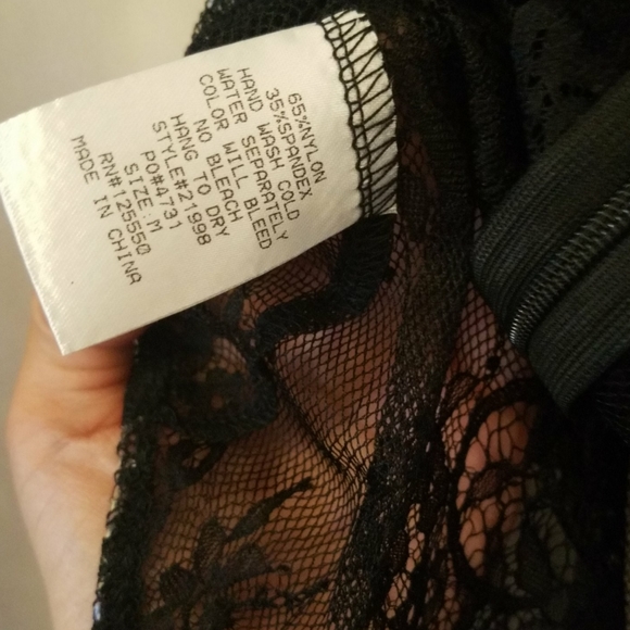 Hera Collection Lace Long Sleeve Thong Bodysuit - Picture 5 of 5